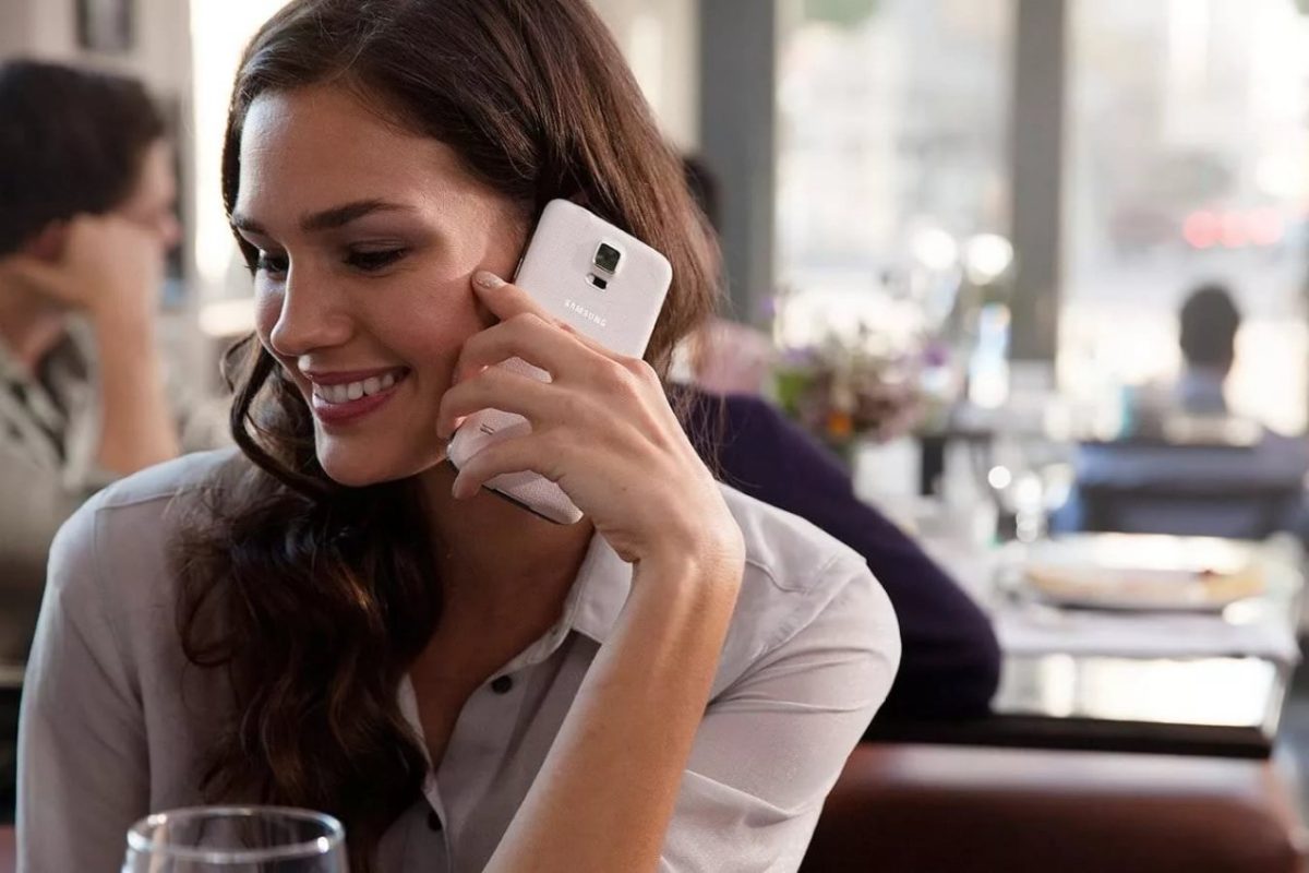 ooking for the best mobile phones under 32000? Check out our comprehensive guide to find top picks, features, and FAQs. Get the most bang for your buck with our expert recommendations!