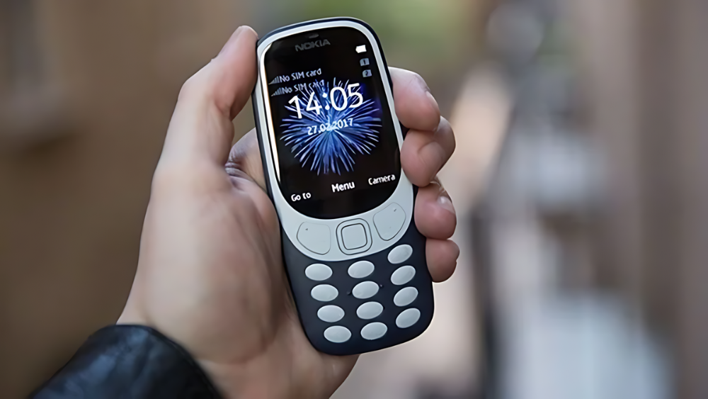 Discover the iconic Nokia 3310: celebrated for its durability, legendary Snake game, and unmatched battery life. A nostalgic journey into mobile phone history.