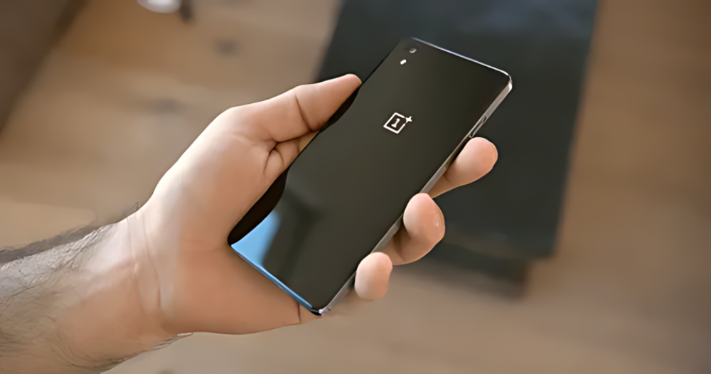 The OnePlus 5T  Camera features a dual-camera setup with a 16MP + 20MP rear camera, offering excellent low-light performance and sharp, detailed photos for stunning photography.